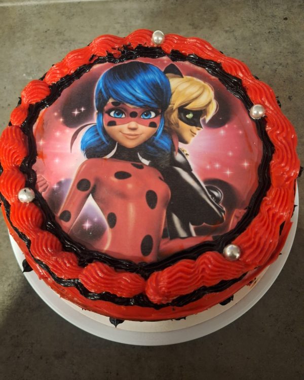Custom Cakes
